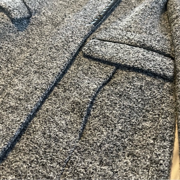 Banana Republic Women's Black Tweed Wool Blend Coat - Picture 2 of 8